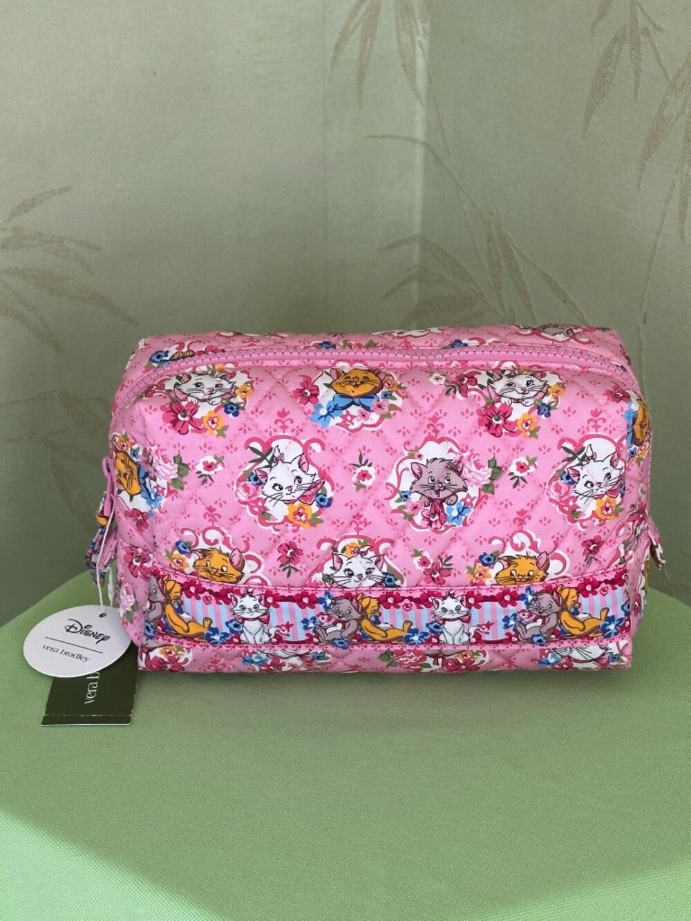 VERA BRADLEY X DISNEY ARISTOCATS MEDIUM COSMETIC CASE:NWT CATS